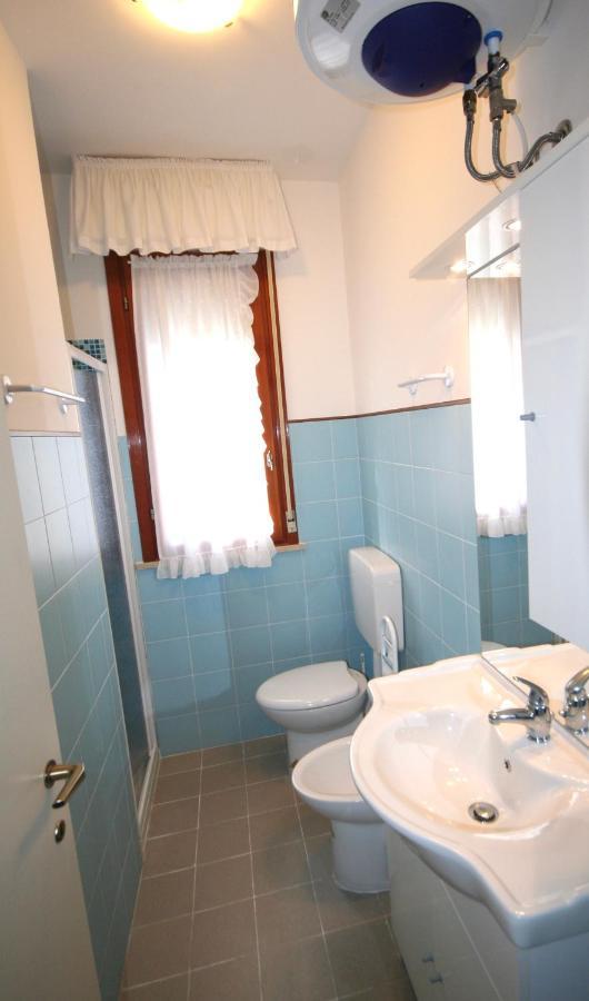 Ba- Althea - Piscina- Lägenhet Lignano Sabbiadoro Exteriör bild